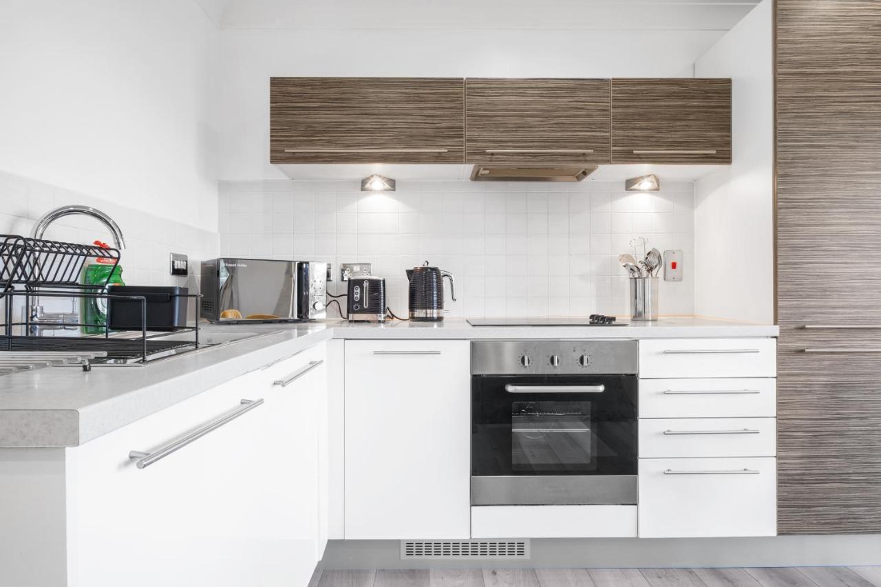 Ebra Stays - Luxury 2 Bedroom Apartment - Birmingham Exterior foto