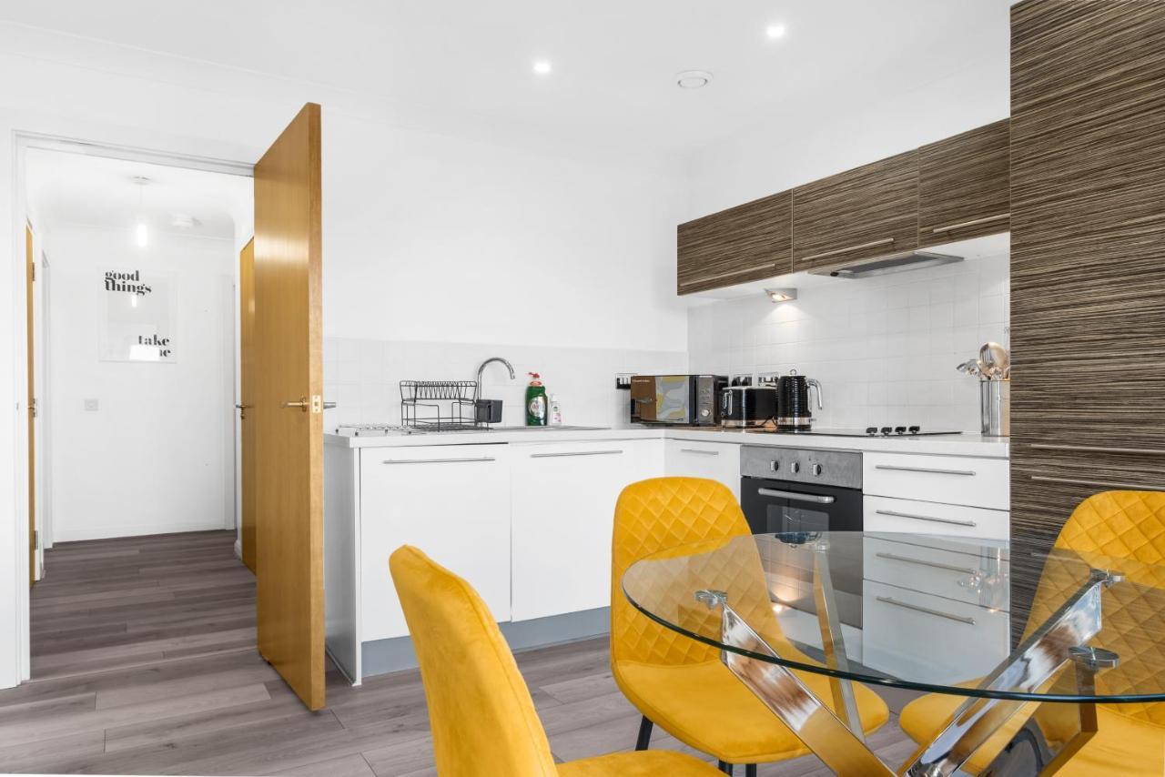 Ebra Stays - Luxury 2 Bedroom Apartment - Birmingham Exterior foto