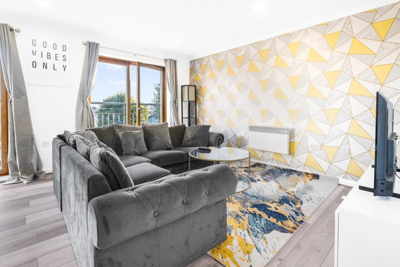 Ebra Stays - Luxury 2 Bedroom Apartment - Birmingham Exterior foto