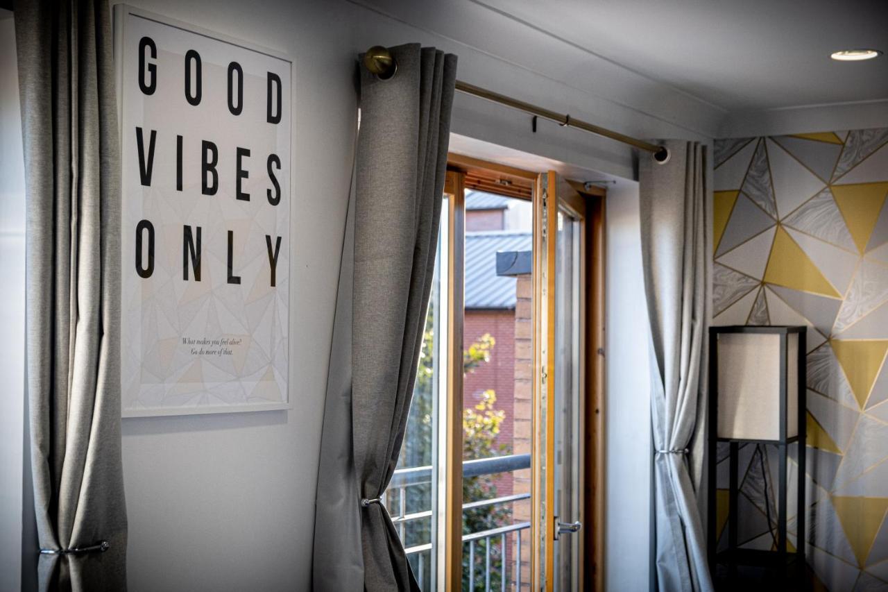 Ebra Stays - Luxury 2 Bedroom Apartment - Birmingham Exterior foto